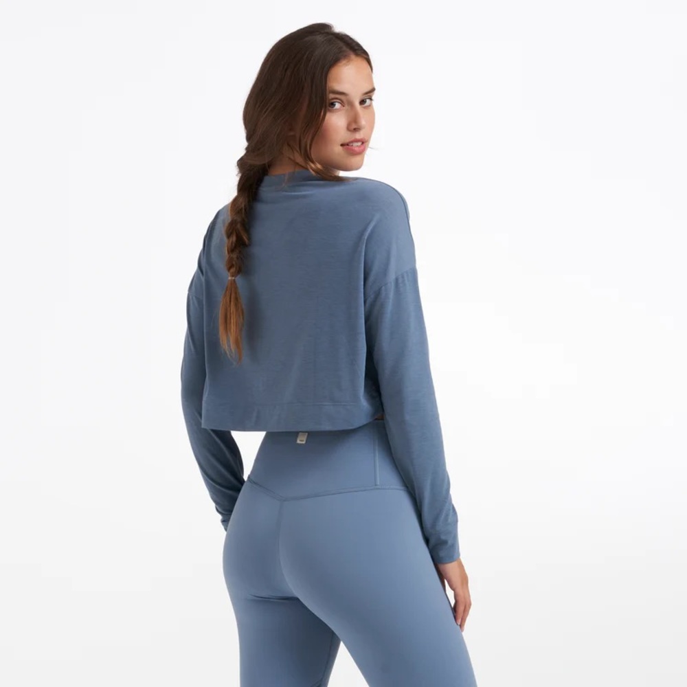 Vuori Avalon Henley - Picture 3 of 5